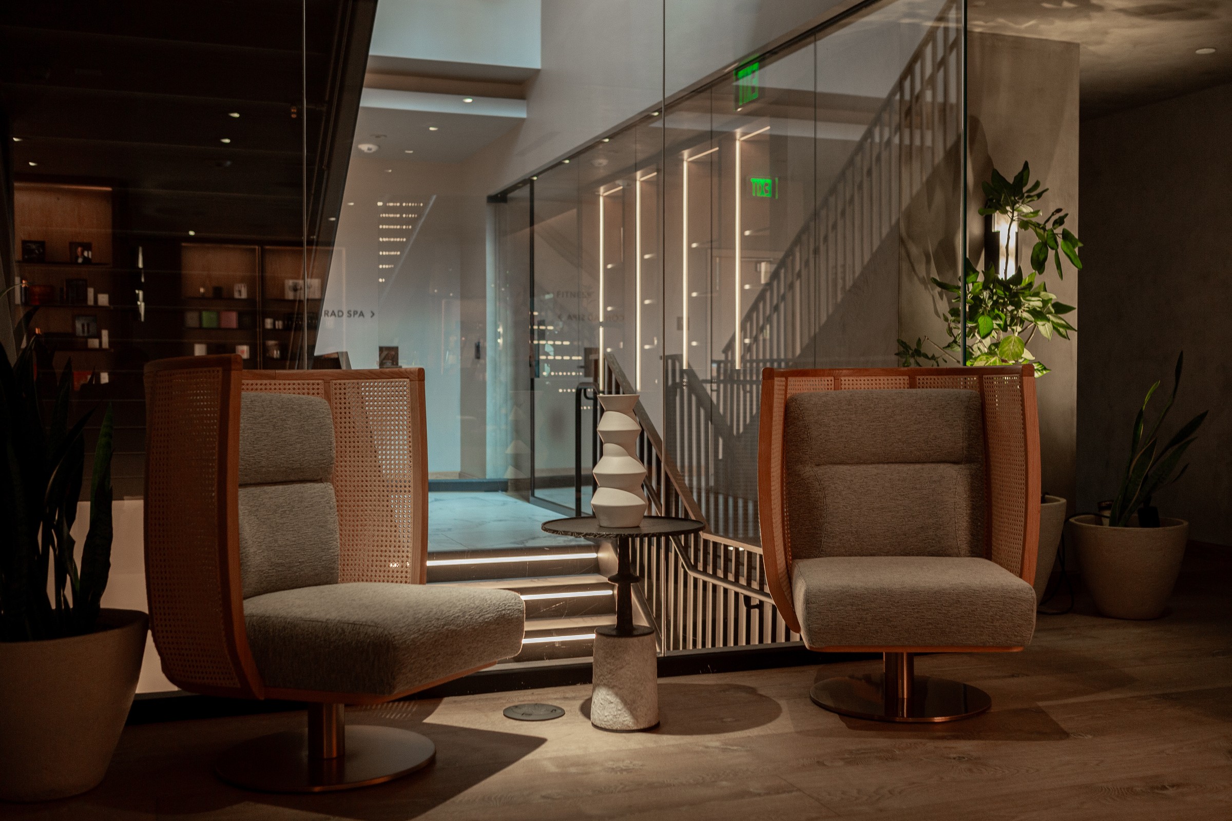 Lounge seating, staircase glass, wide